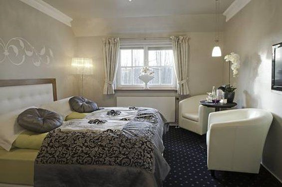 Amethyst Hotel Garni Lueneburg Deutsch Evern Bagian luar foto