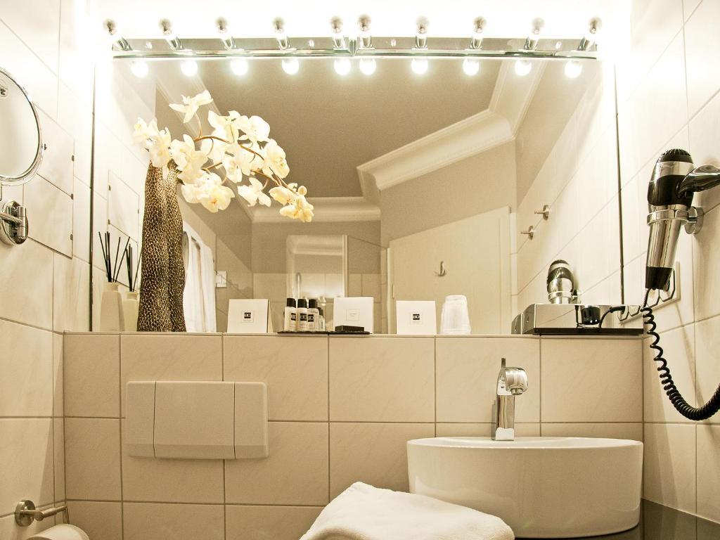 Amethyst Hotel Garni Lueneburg Deutsch Evern Ruang foto