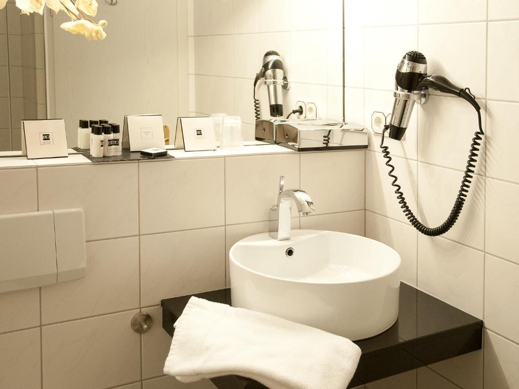 Amethyst Hotel Garni Lueneburg Deutsch Evern Ruang foto